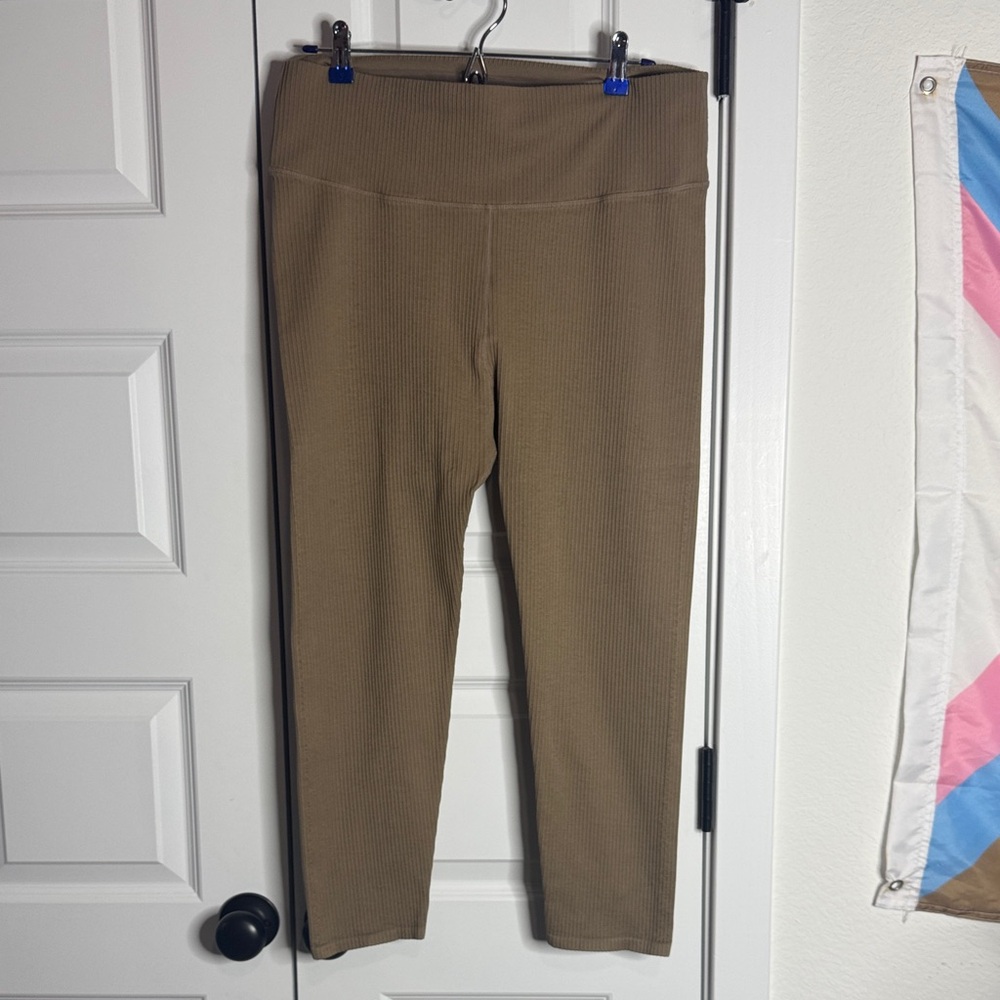 Good American Ribbed Tan Leggings